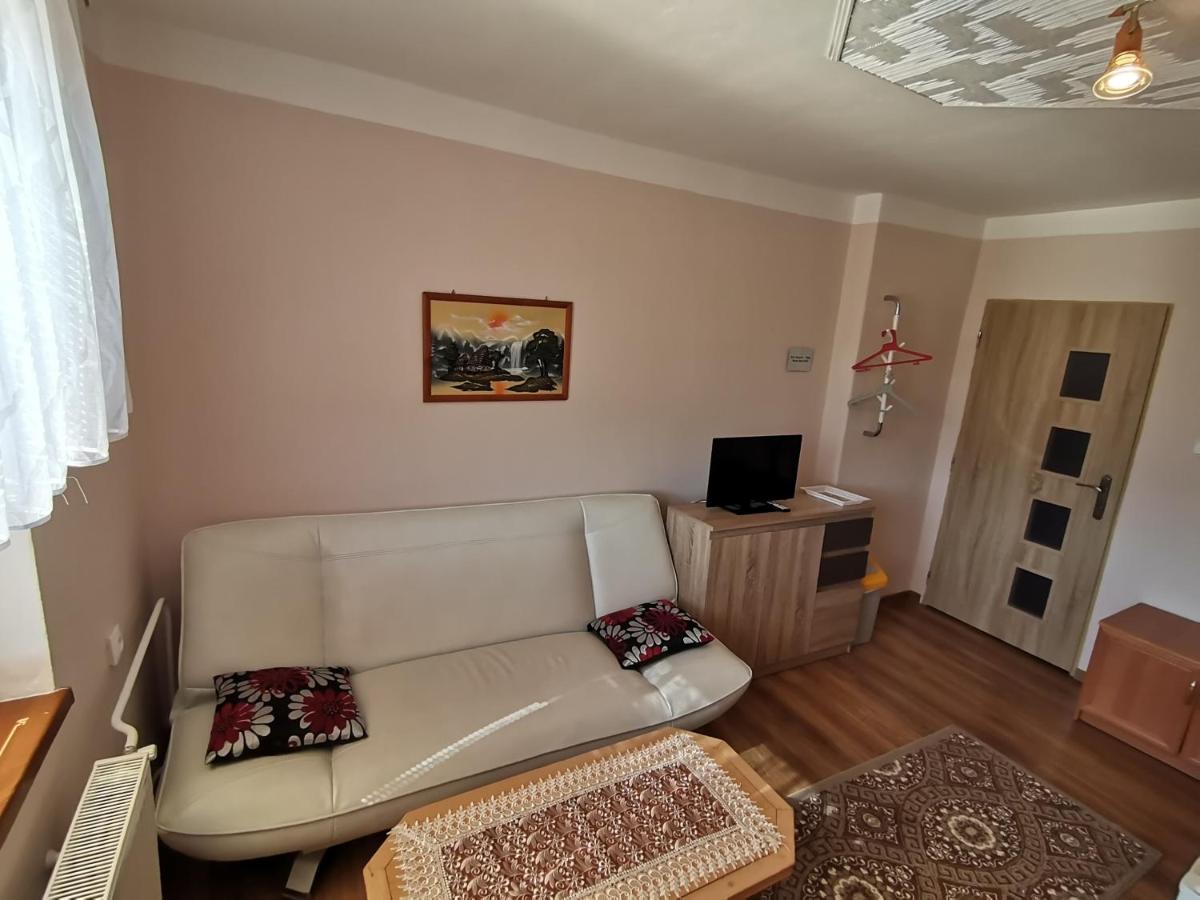 Privat U Bartolomeja Lägenhet Štrba Exteriör bild