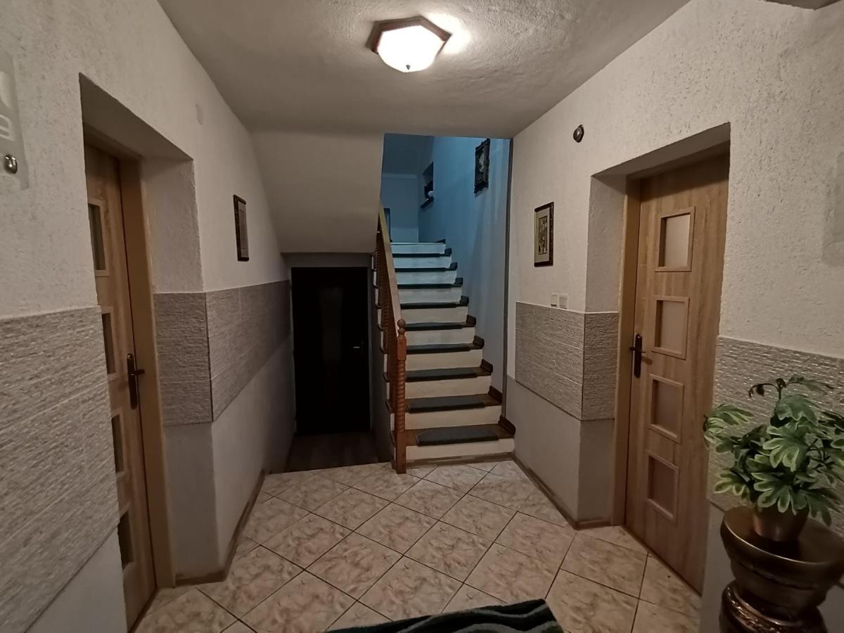 Privat U Bartolomeja Lägenhet Štrba Exteriör bild