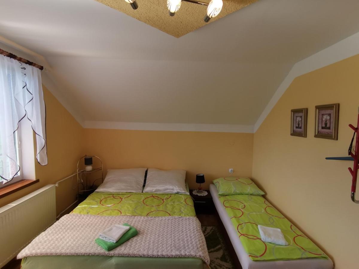 Privat U Bartolomeja Lägenhet Štrba Exteriör bild