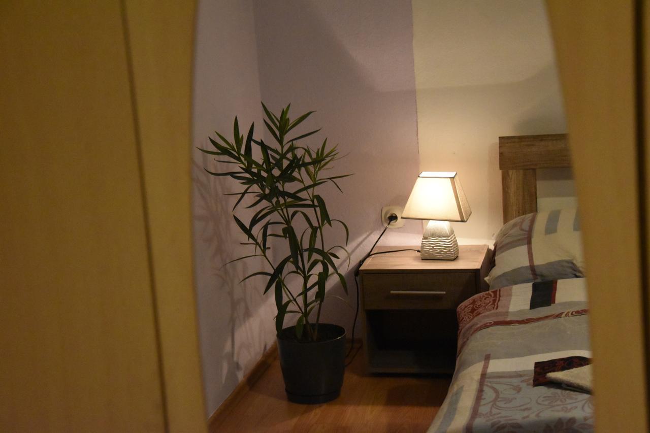 Privat U Bartolomeja Lägenhet Štrba Exteriör bild